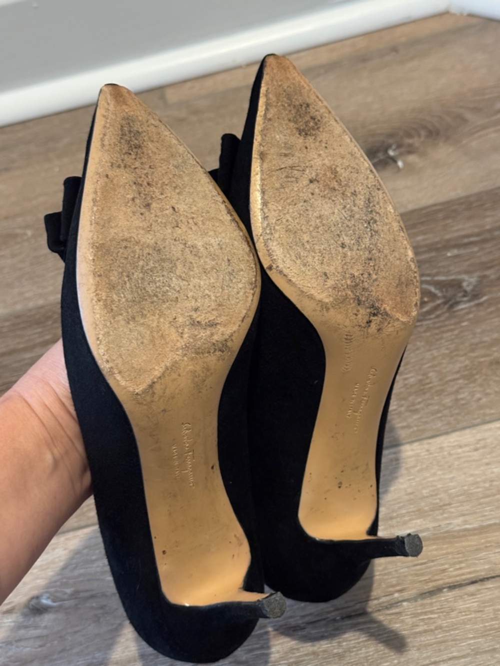 Salvatore Ferragamo Black Suede Pointed Bow Pumps - Picture 5 of 5